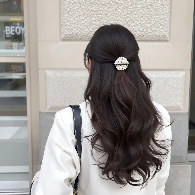Glamorous Locks of Yesteryear - old money brown hair